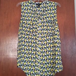 Gap xxl ladies cute button down tank